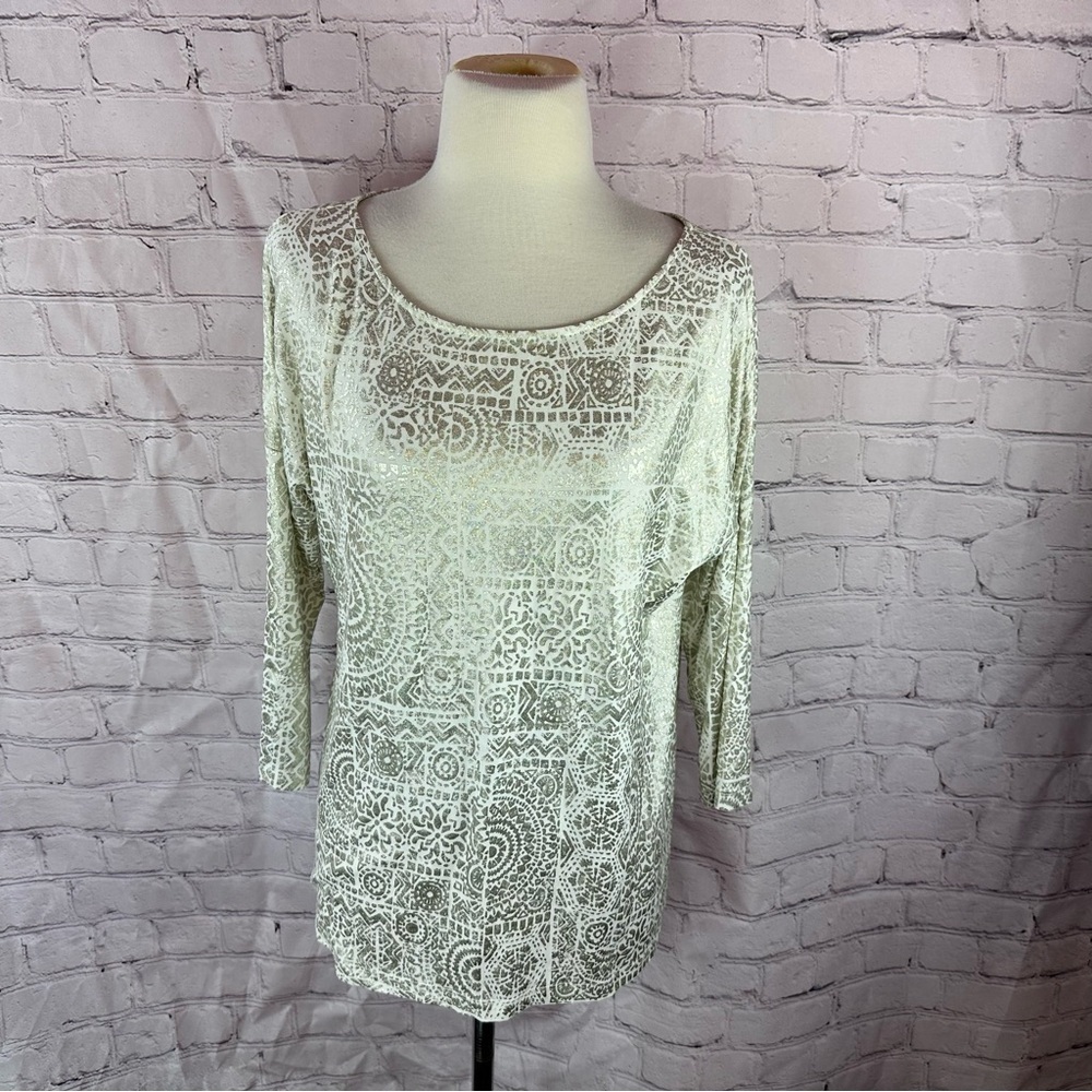 Chico's (1) Cream metallic tribal geometric print Long Sleeve Top women M layer